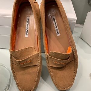 🎉HOST PICK🎉Manolo Blahnik suede driving loafer size9